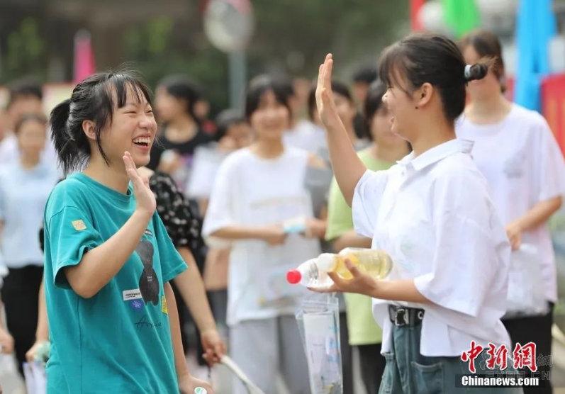 翻车！周星驰《食神》28年后再上映，票房仅500多万！8亿元股权纠纷4年无结论